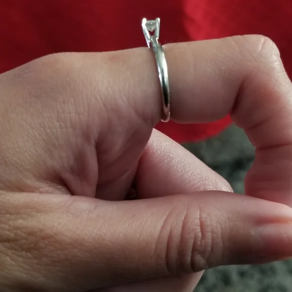 🌟 Solitaire diamond ring - Picture 3 of 5